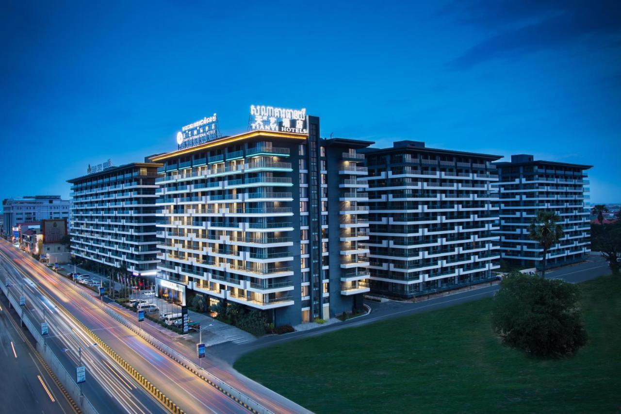 Tian Yi International Hotel 天艺国际酒店 Пномпень Экстерьер фото